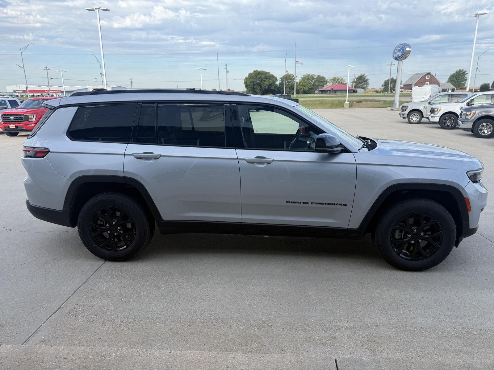 2024 Jeep Grand Cherokee L Altitude