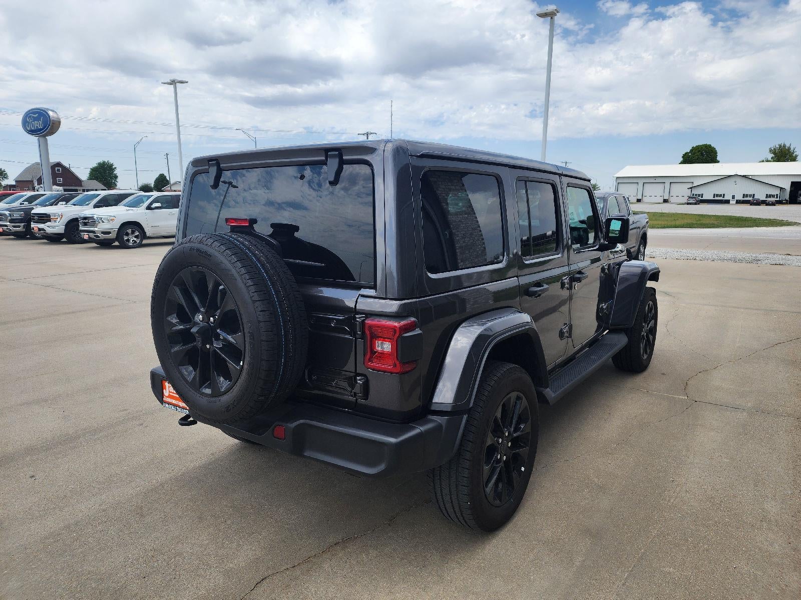 2025 Jeep Wrangler 4xe Sahara