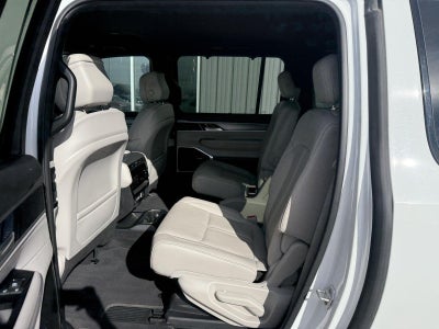 2025 Jeep Wagoneer L Series III