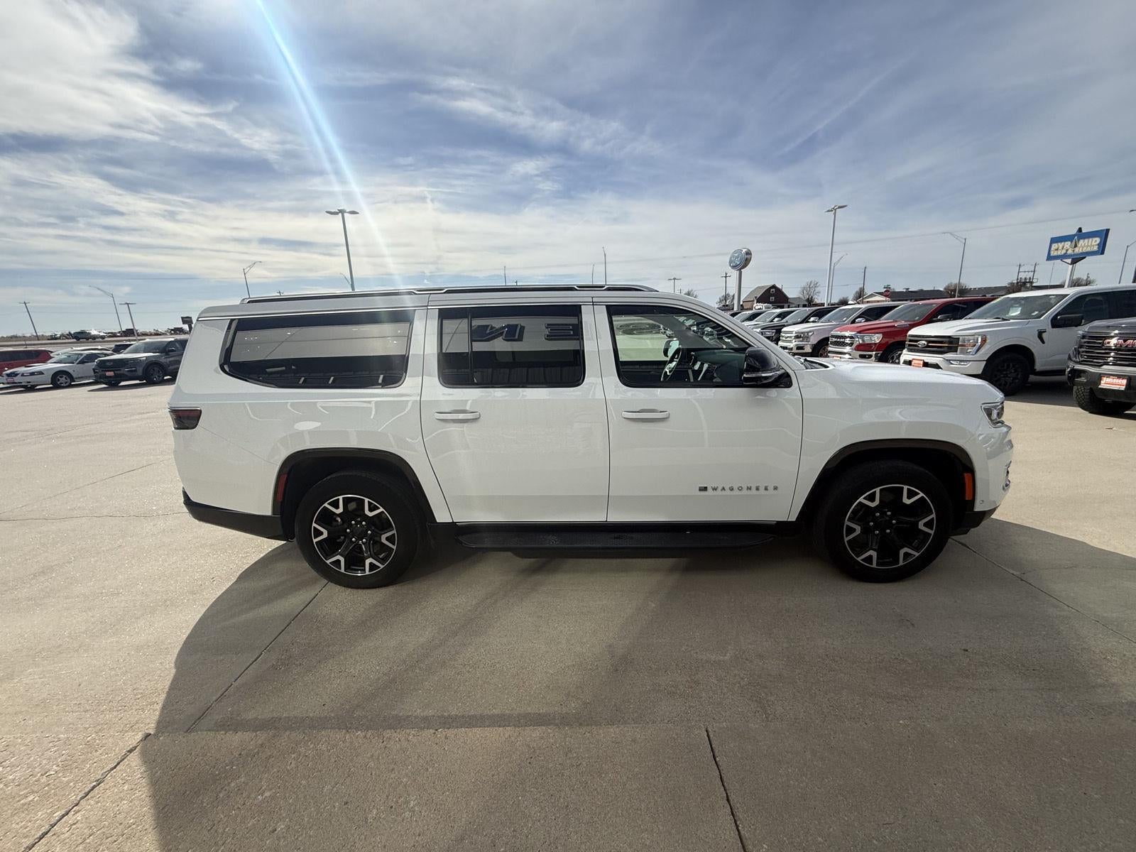 2025 Jeep Wagoneer L Series III