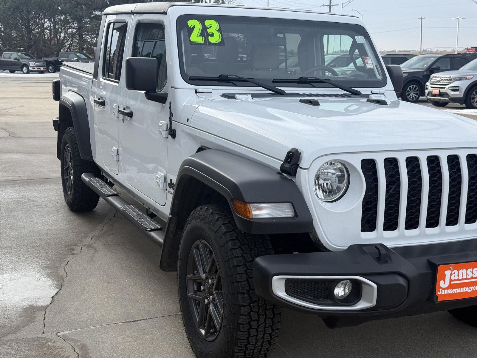 2023 Jeep Gladiator Sport S