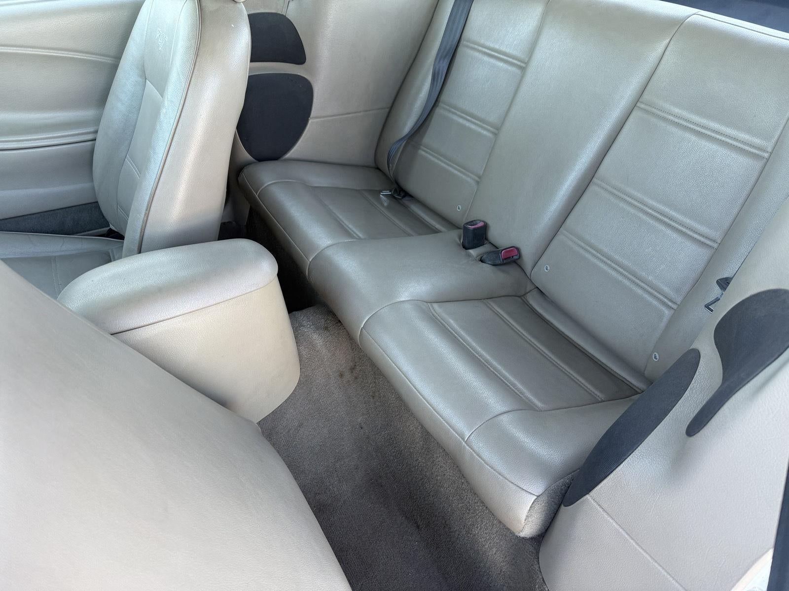 2004 Ford Mustang Deluxe