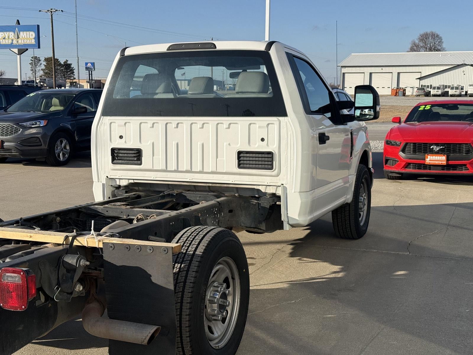 2018 Ford Super Duty F-350 SRW XL