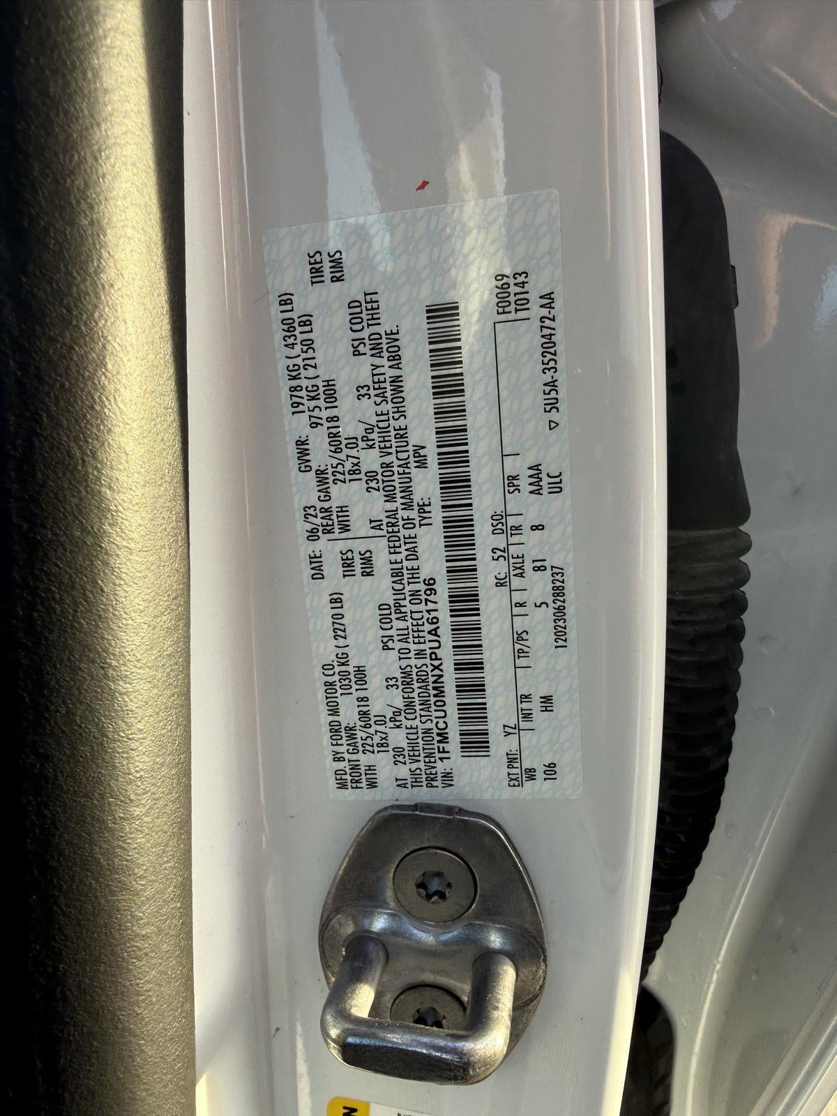 2023 Ford ESCAPE ST-Line