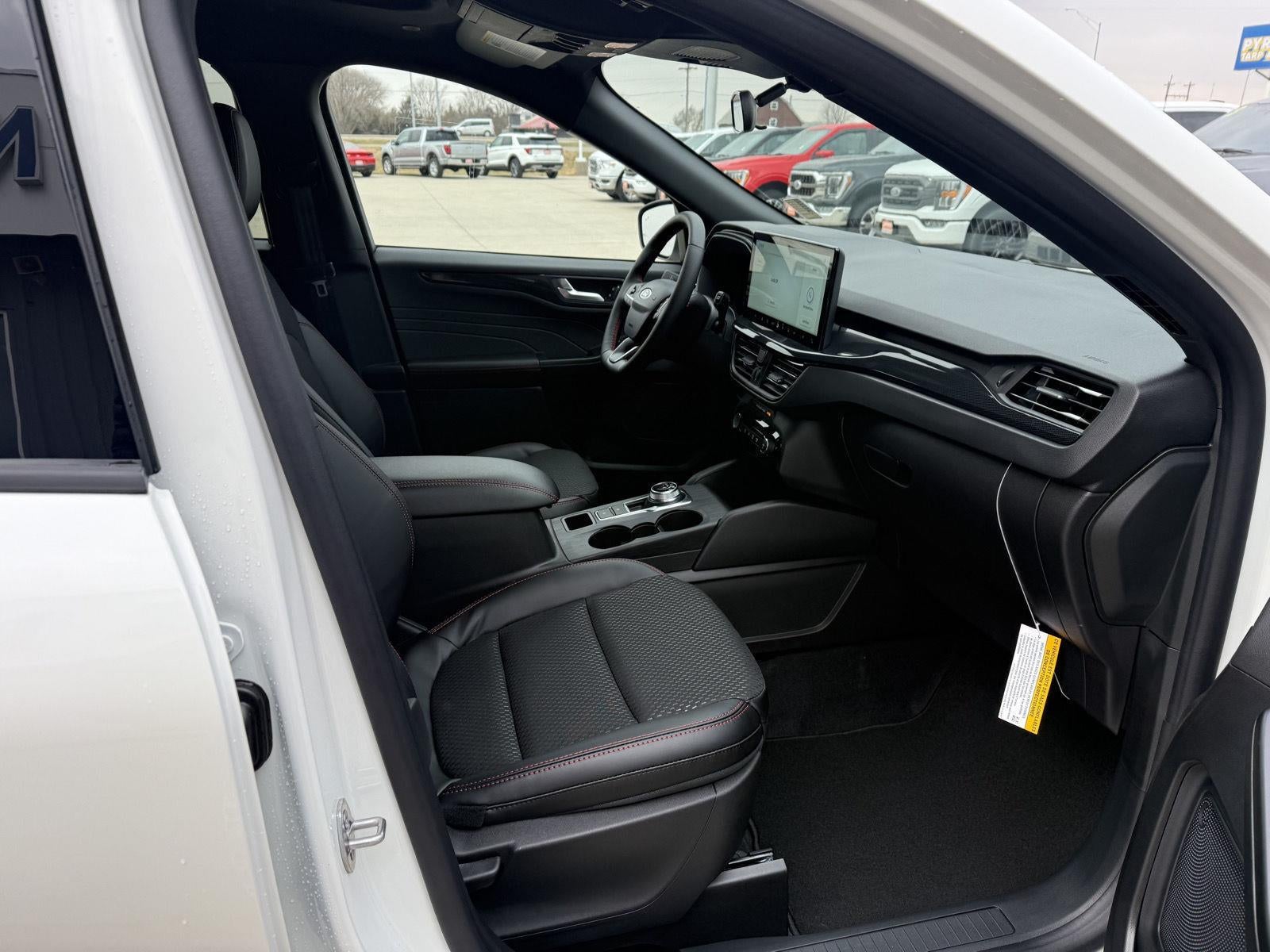 2026 Ford Escape ST-Line Select