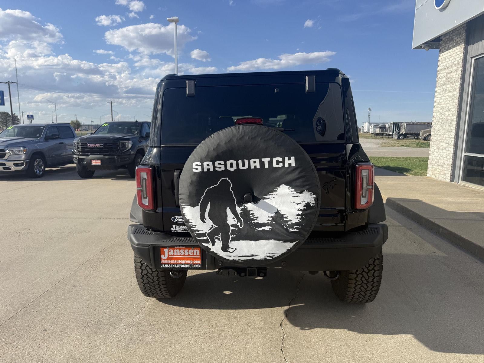 2026 Ford Bronco Badlands