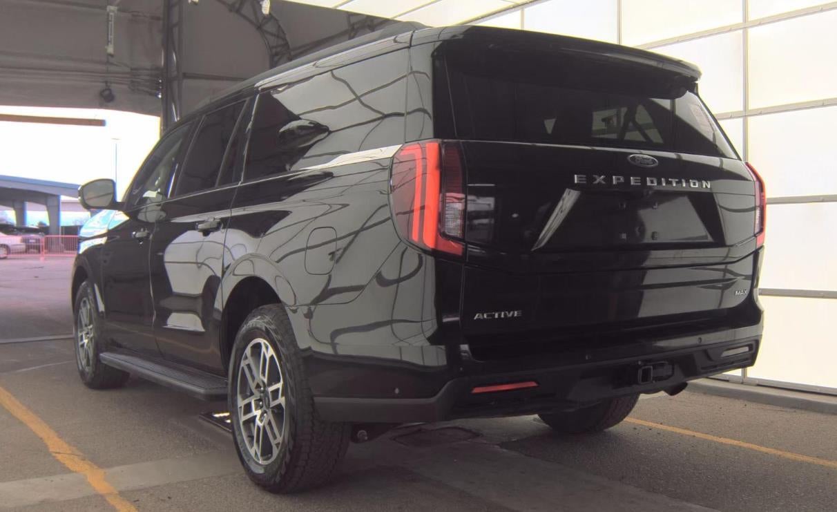 2025 Ford Expedition Max Active