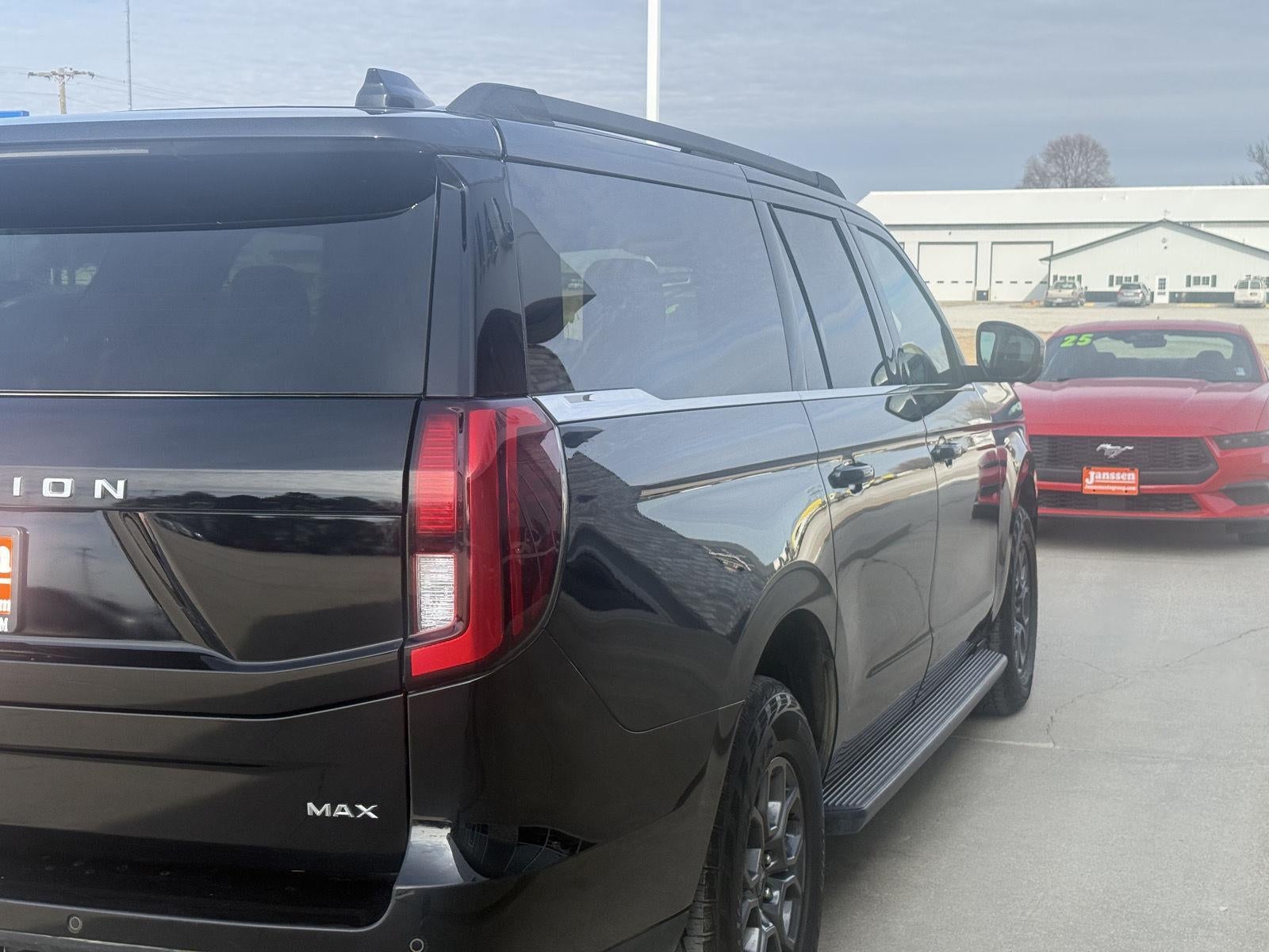 2025 Ford EXPEDITION MAX Active