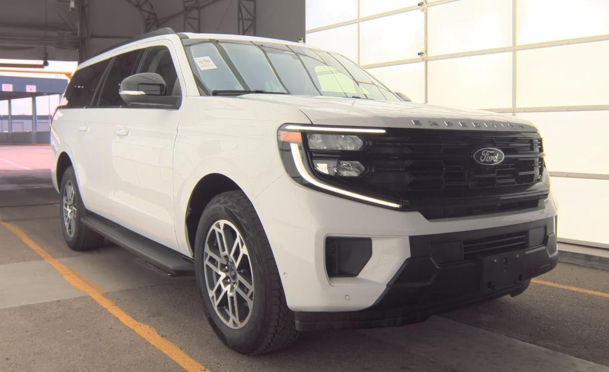 2025 Ford Expedition Max Active