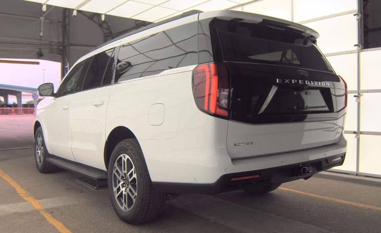 2025 Ford Expedition Max Active