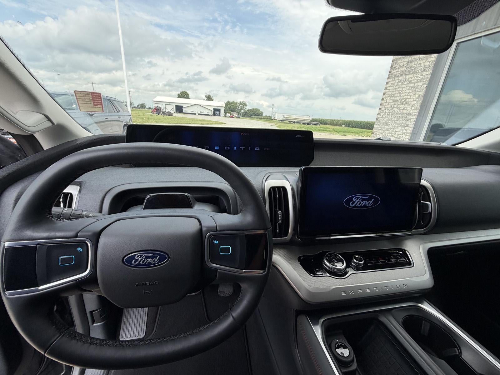 2025 Ford Expedition Max Active