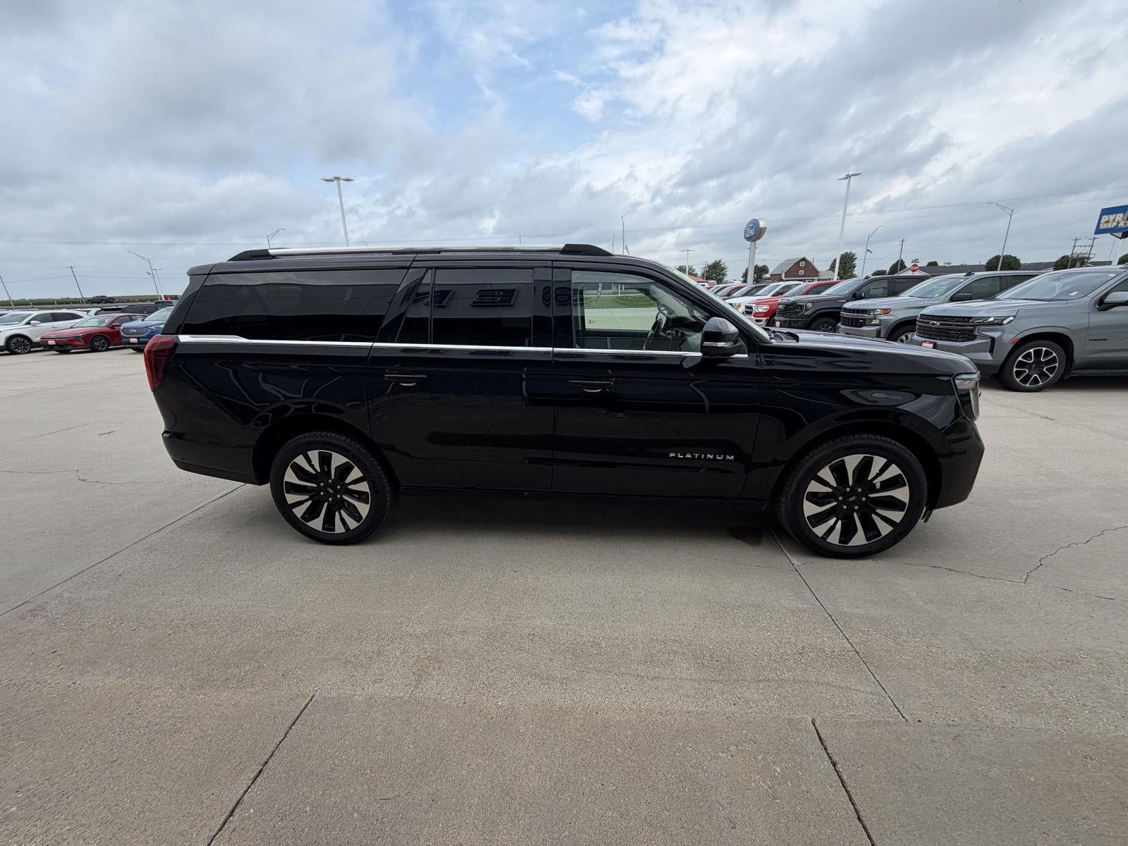 2025 Ford Expedition Max Platinum