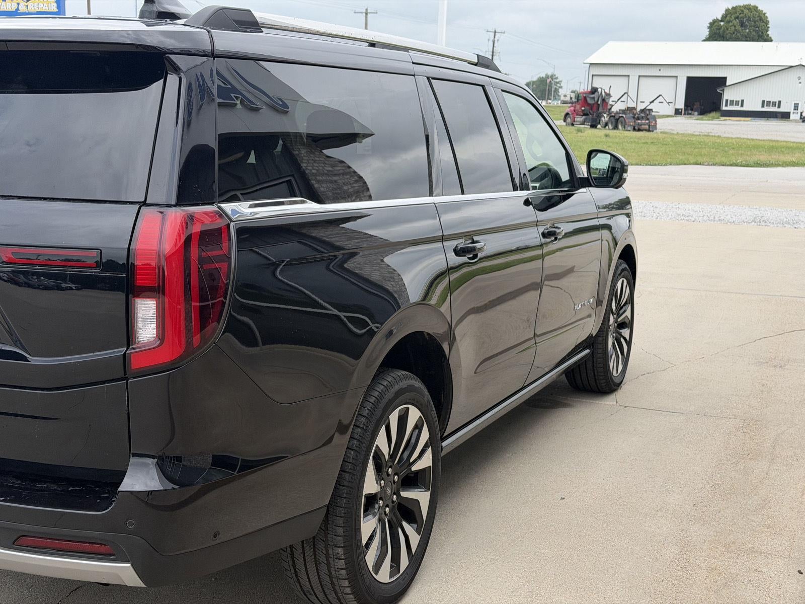 2025 Ford Expedition Max Platinum