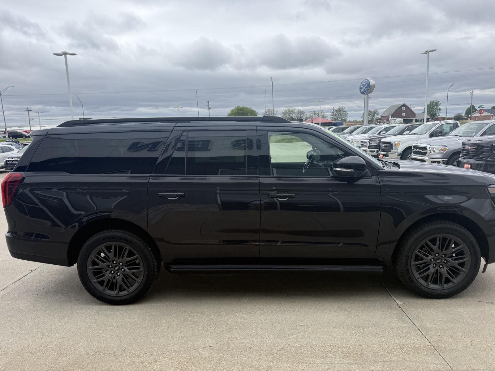 2026 Ford Expedition Max Platinum