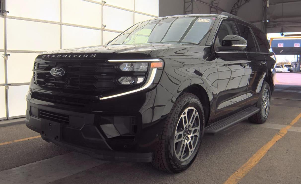 2025 Ford Expedition Active