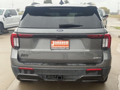 2025 Ford Explorer ST-Line