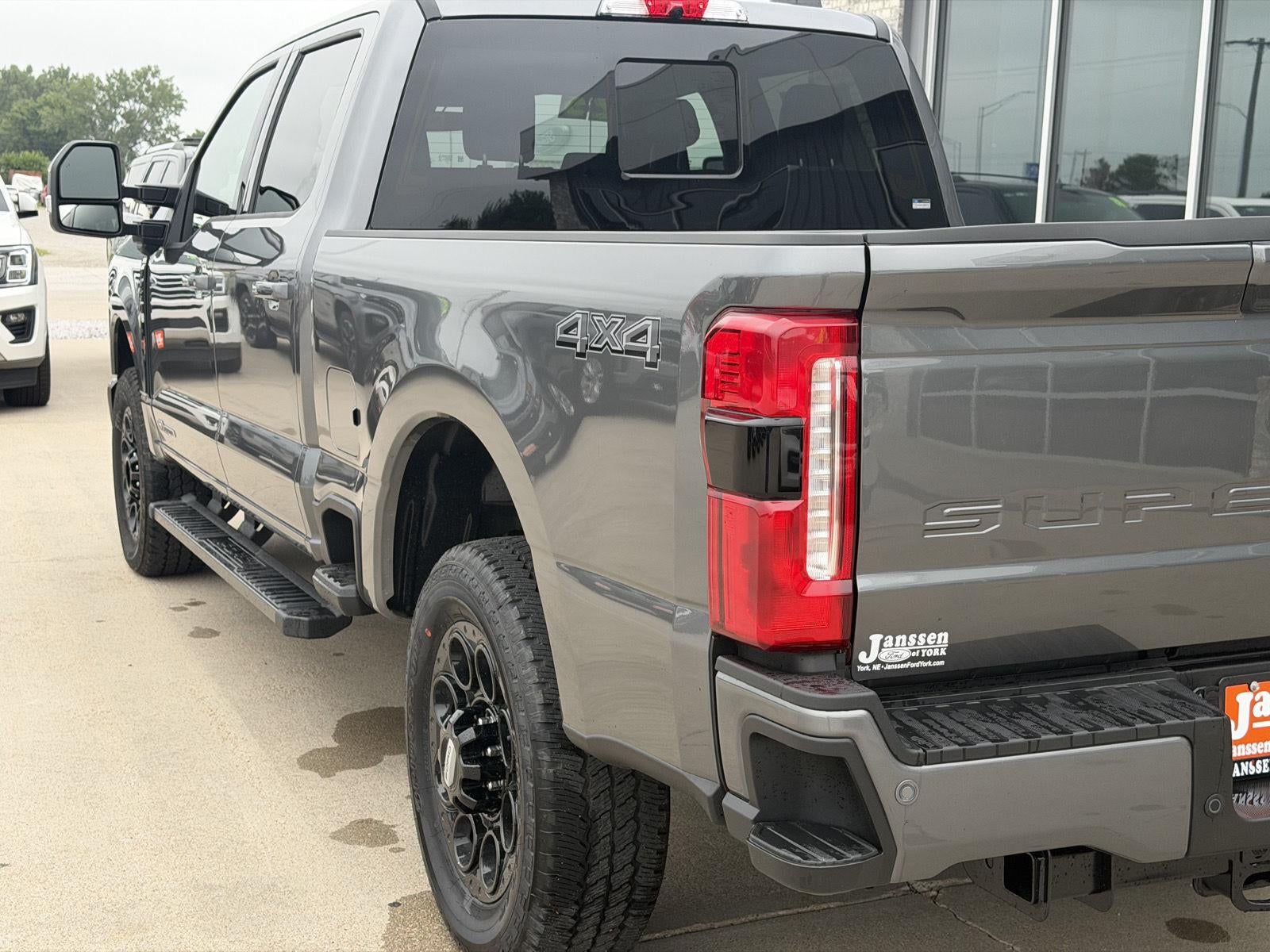 2026 Ford Super Duty F-250 SRW LARIAT