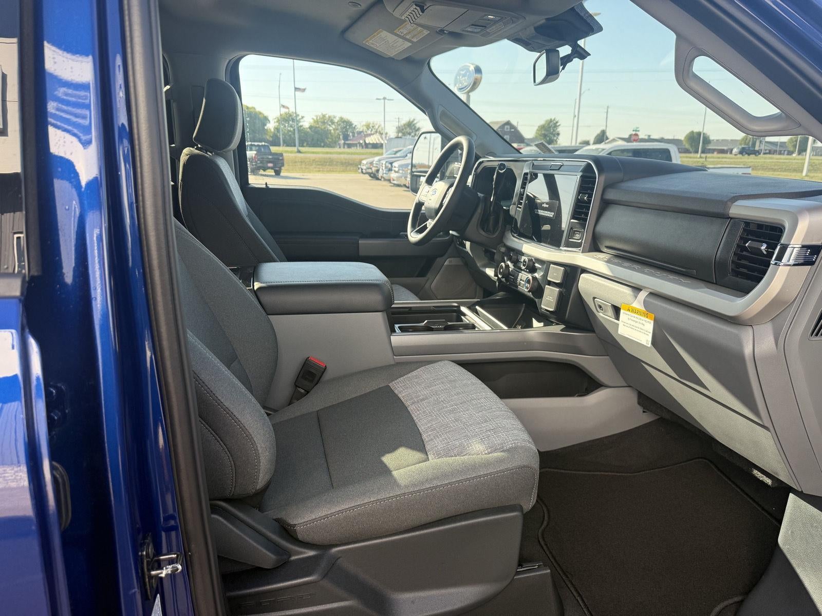 2026 Ford Super Duty F-250 SRW XLT