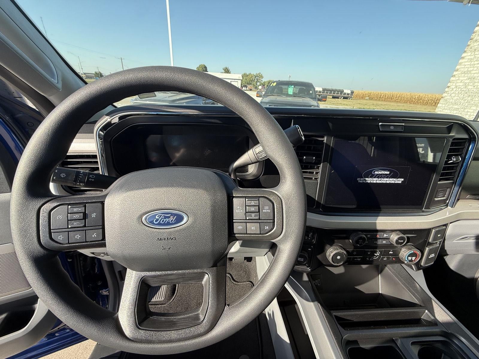 2026 Ford Super Duty F-250 SRW XLT