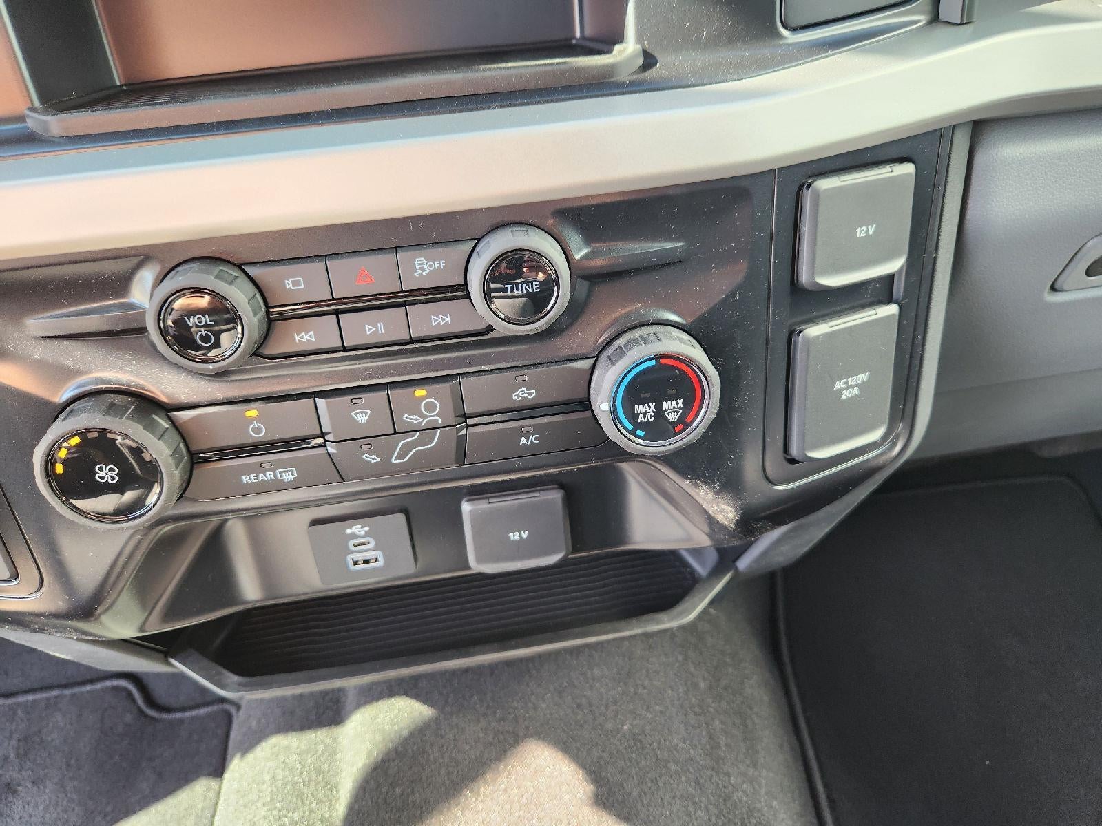 2025 Ford Super Duty F-350 SRW XL