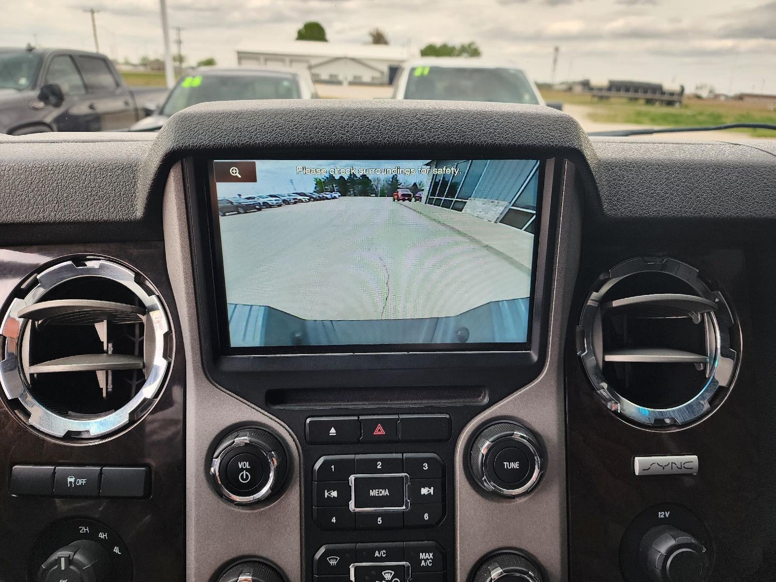 2015 Ford Super Duty F-350 SRW Platinum