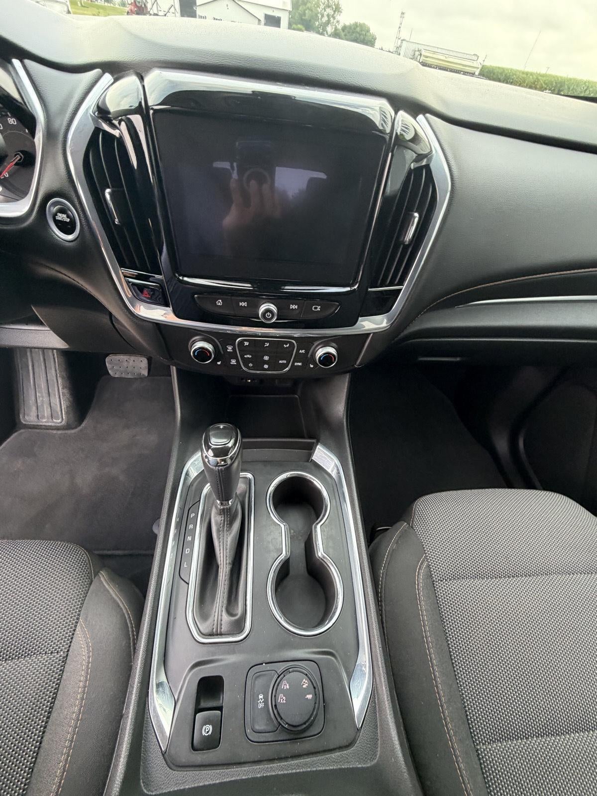 2018 Chevrolet Traverse LT Cloth