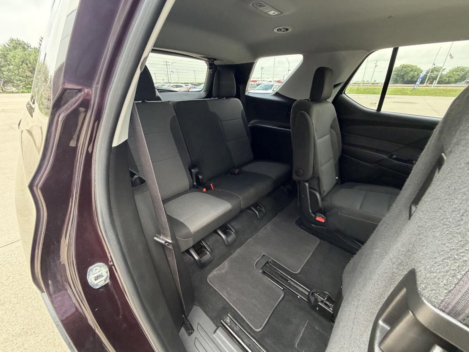 2018 Chevrolet Traverse LT Cloth
