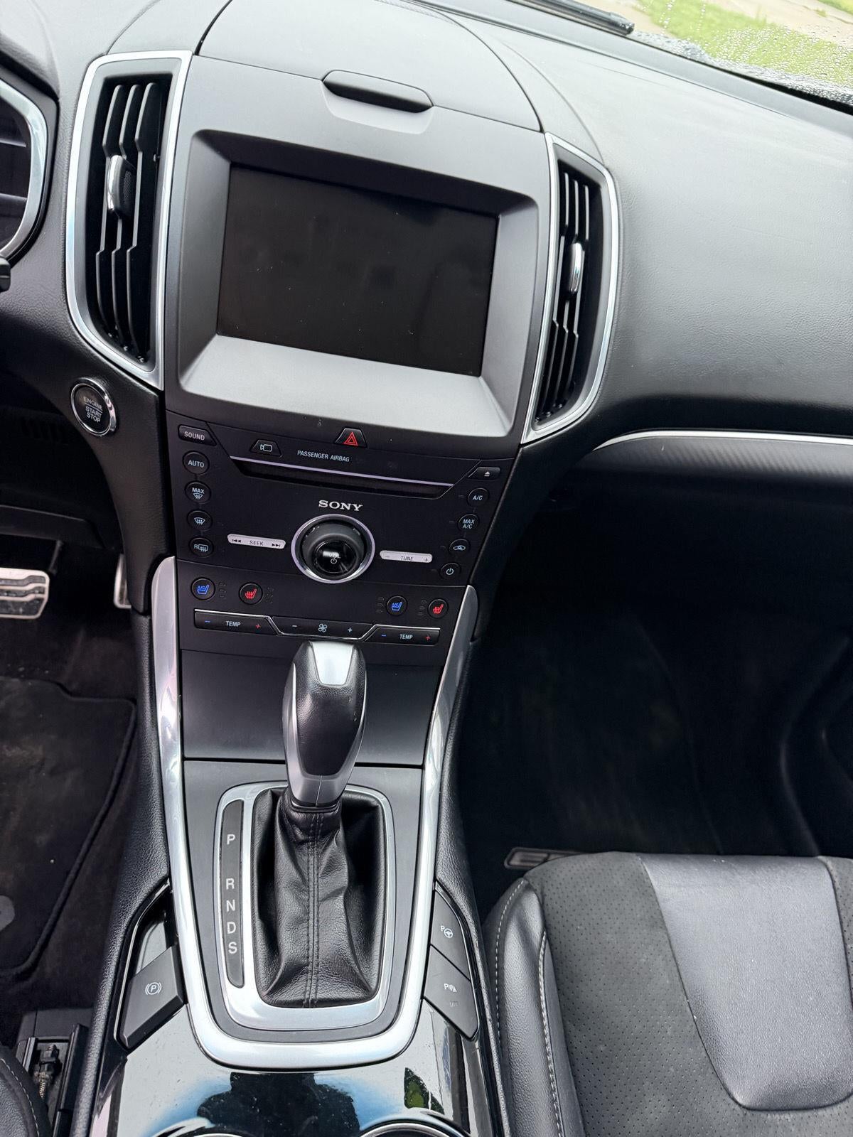 2016 Ford Edge Sport