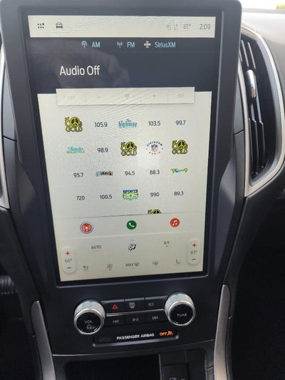 2022 Ford Edge SEL