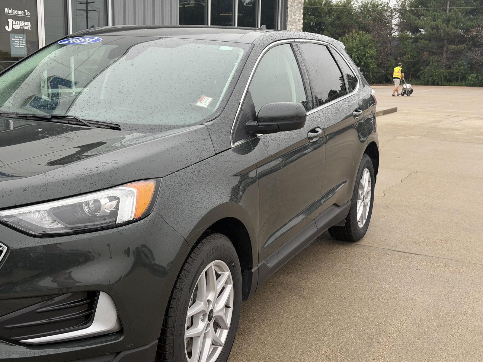 2024 Ford Edge SEL - Photo 20