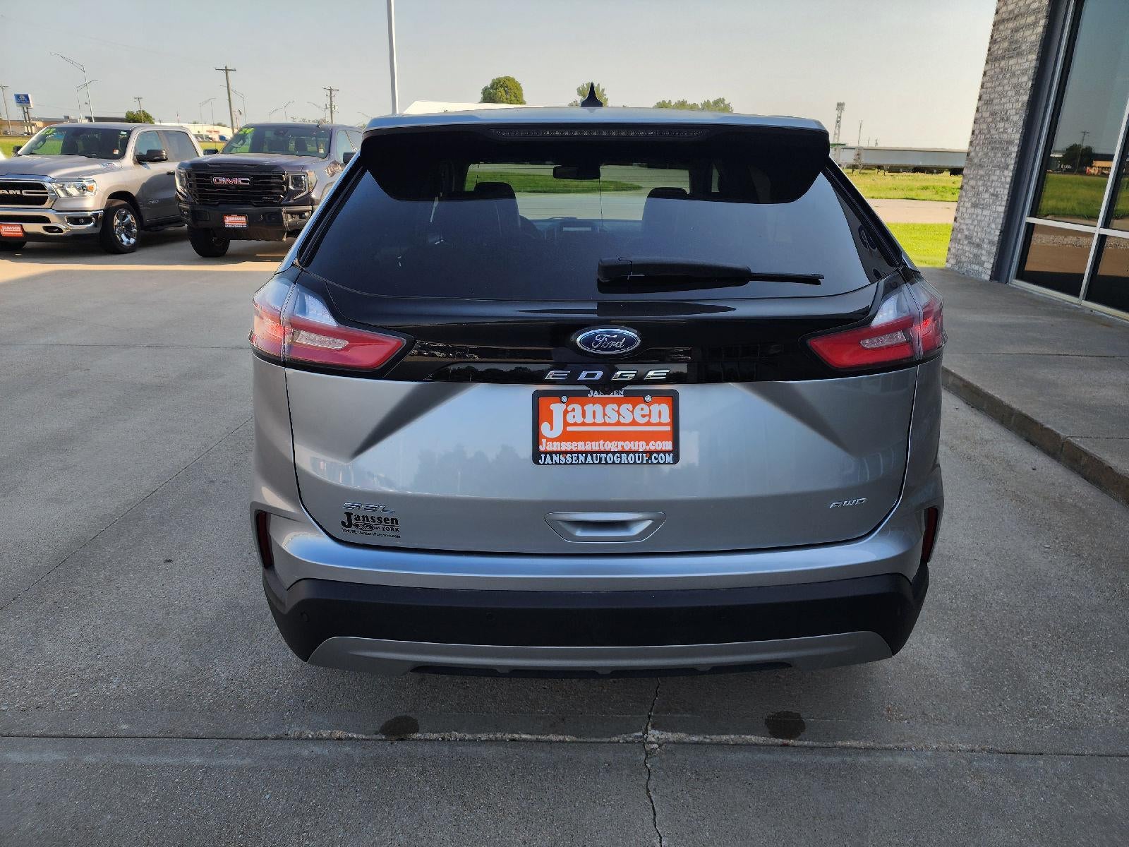 2023 Ford EDGE SEL