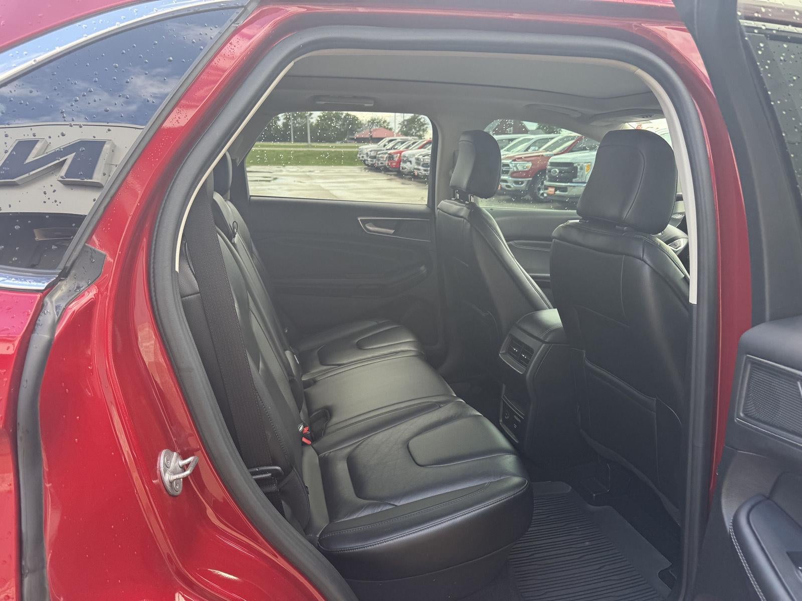 2021 Ford Edge Titanium