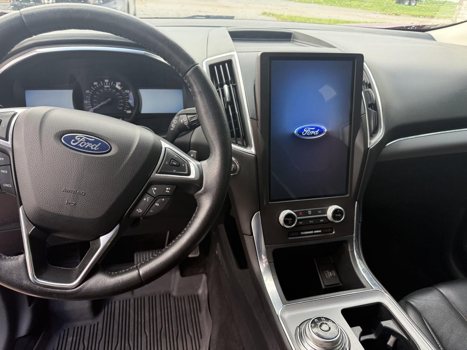 2021 Ford Edge Titanium
