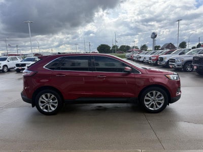 2021 Ford Edge Titanium