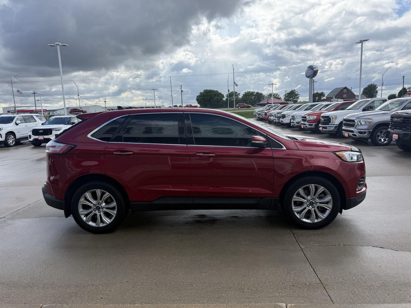 2021 Ford Edge Titanium
