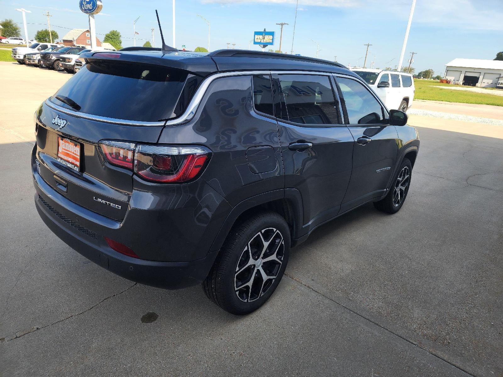 2024 Jeep Compass Limited - Photo 6