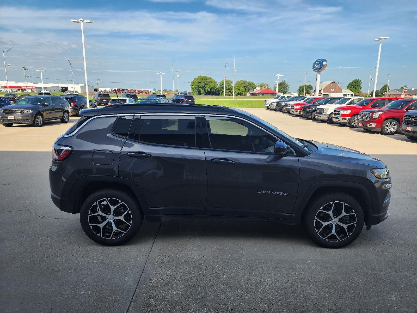 2024 Jeep Compass Limited - Photo 7