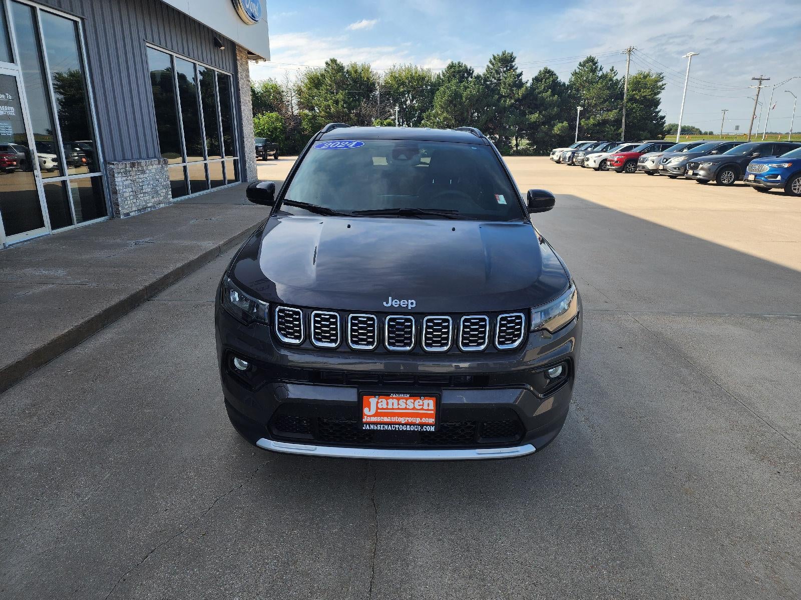 2024 Jeep Compass Limited - Photo 28