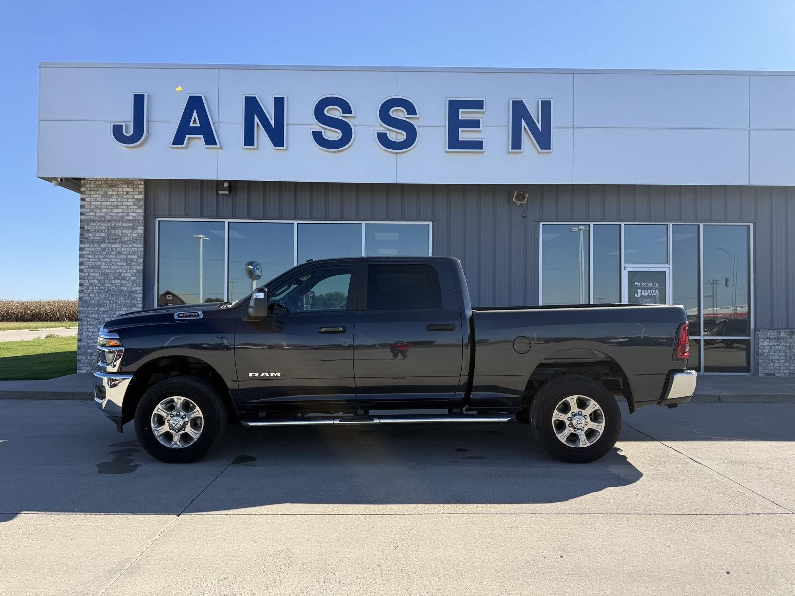2026 RAM 2500 Pickup Big Horn