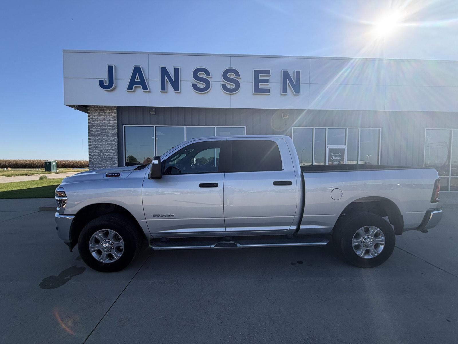 2026 RAM 2500 Pickup Big Horn