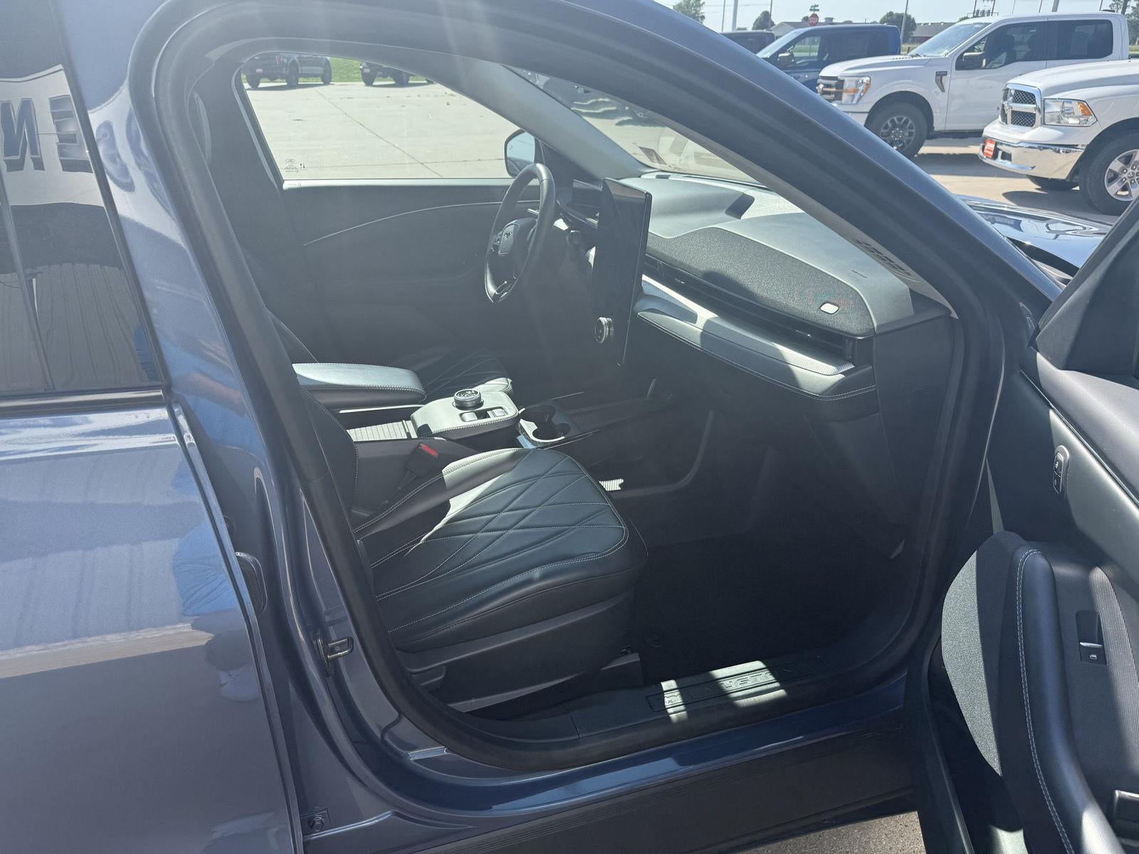 2021 Ford Mustang Mach-E Select