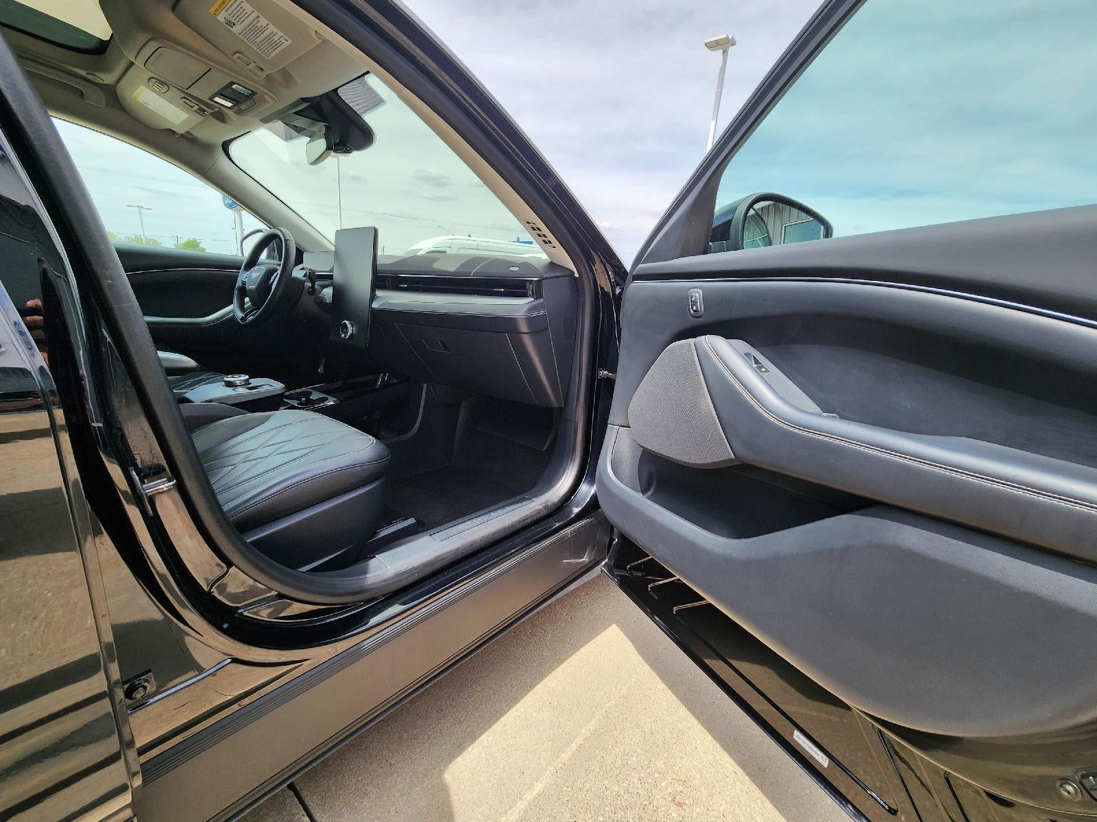 2021 Ford Mustang Mach-E California Route 1