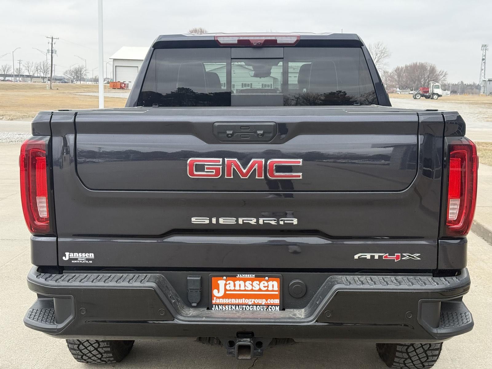 2024 GMC Sierra 1500 AT4X
