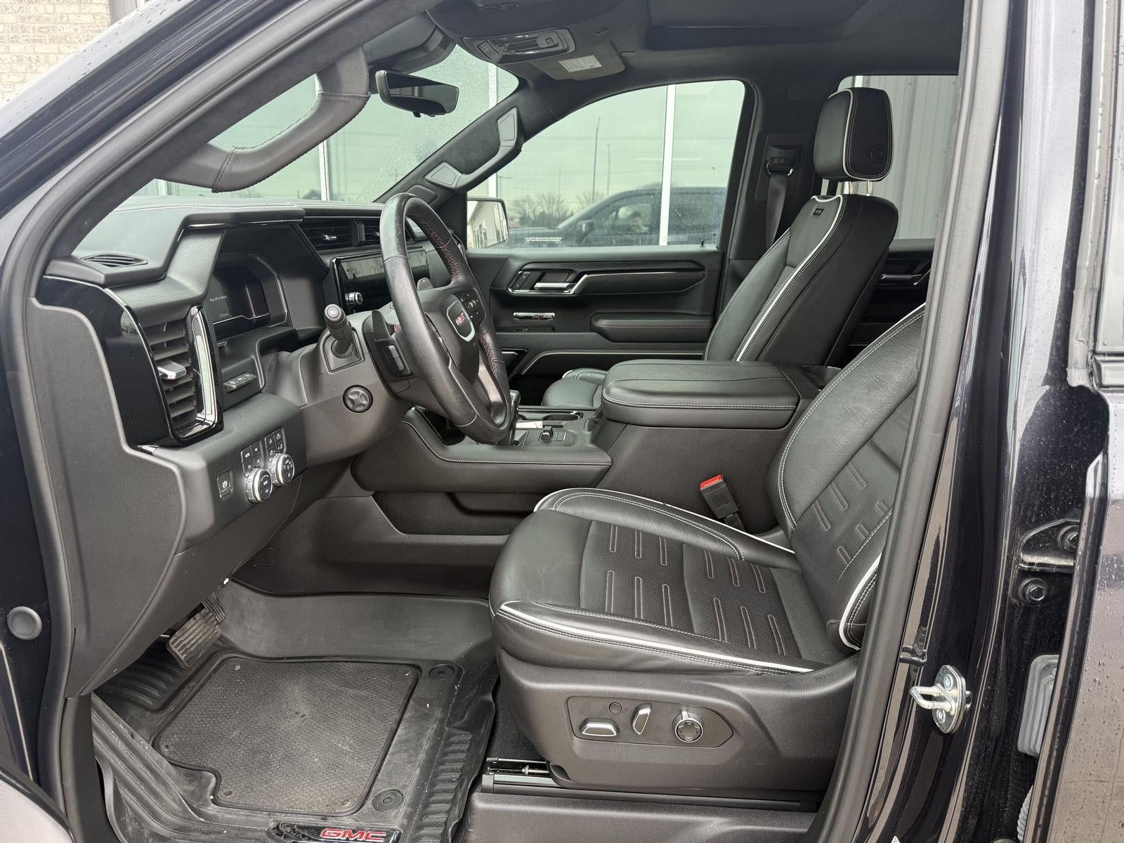 2024 GMC Sierra 1500 AT4X