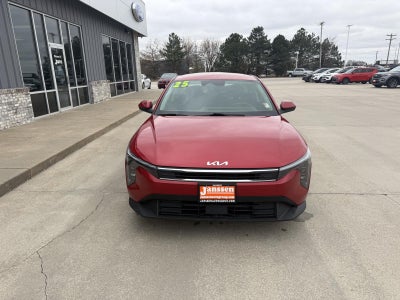 2025 Kia K4 LXS