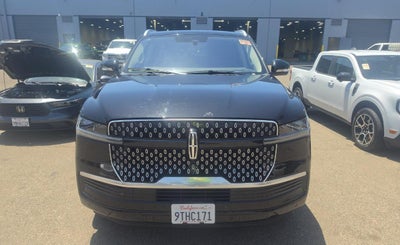 2025 Lincoln Navigator L Reserve