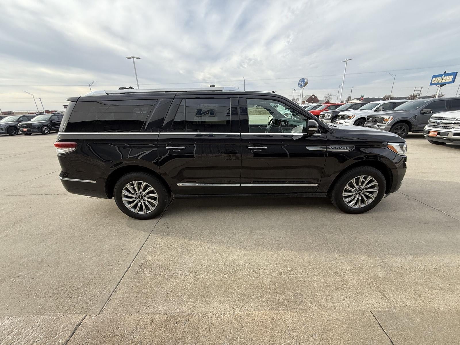 2024 Lincoln Navigator L Premiere