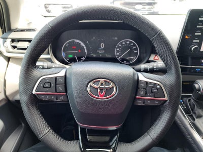 2023 Toyota Sienna Limited