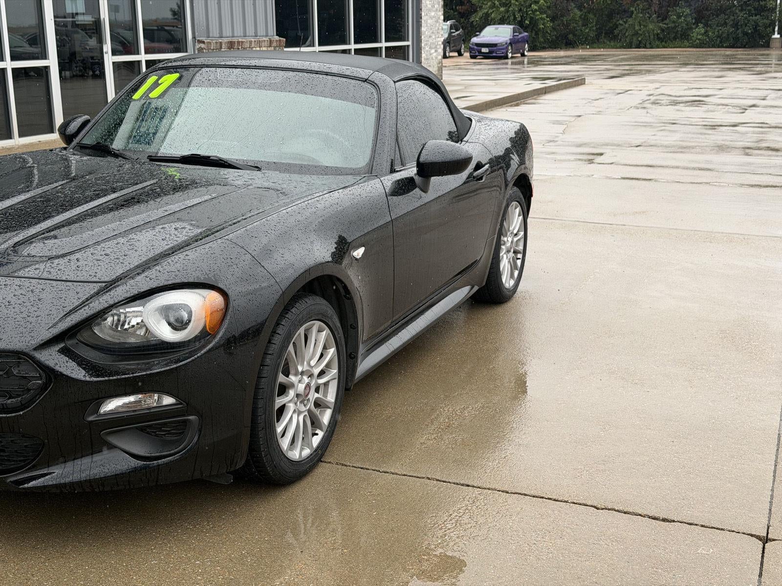 2017 FIAT 124 Spider Classica